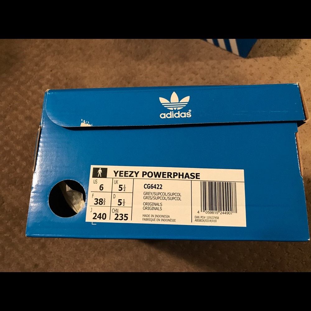 Yeezy Powerphase Grey 6 - Picture 6 of 6